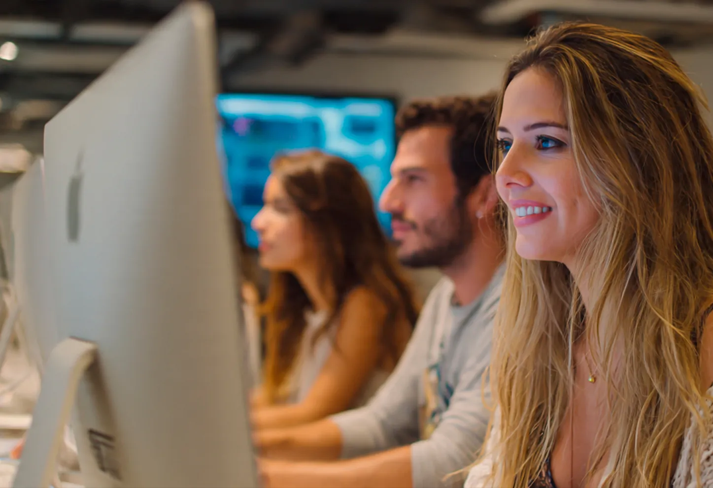 Espacio creativo conceptual para comunicación corporativa en Panamá